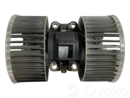 Small radiator fan