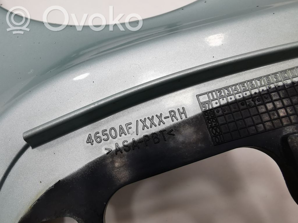 Priekšējā luktura dekoratīvā apdare