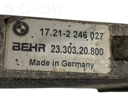 Dzinēja eļļas radiators