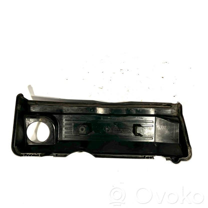 Крышка двигателя (декоративная отделка)