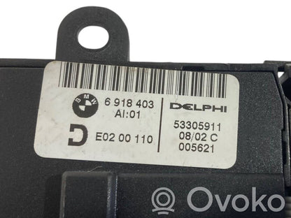 Seat adjustment switch(es)