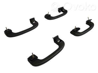 Rokturu komplekts griestiem