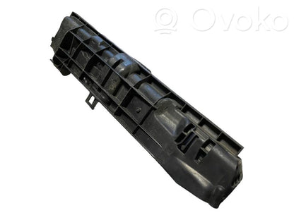 Держатель/кронштейн радиатора(ов)