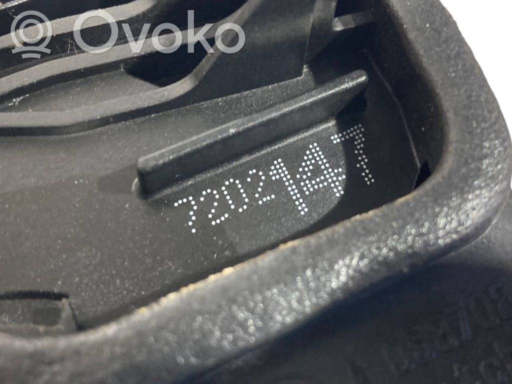 Aizmugurē slēdzene