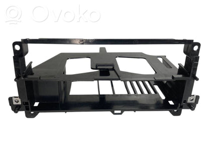 Декоративная отделка радио/навигации