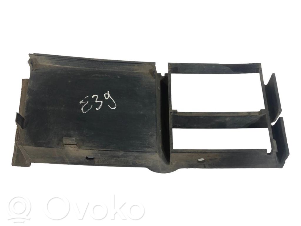 Apakšējais režģis (trīsdaļīgs)