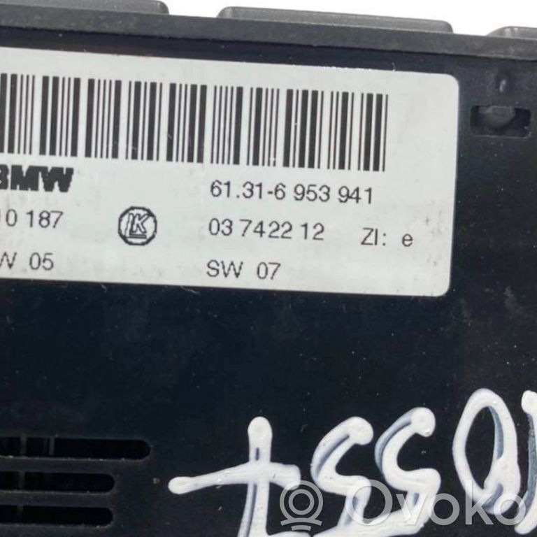 Sēdekļu apsildes slēdzis