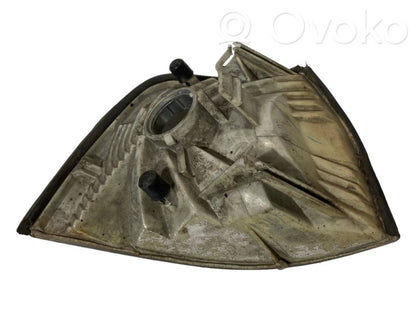 Priekšējais pagrieziena lukturis