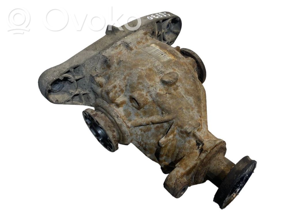 Aizmugurējais reduktors