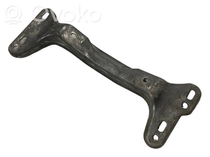 Transmission mounting bracket