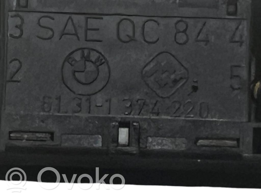 Avārijas lukturu slēdzis