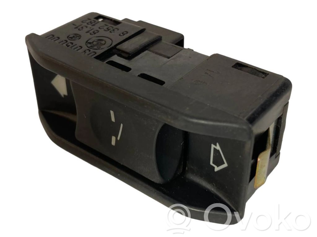 Jumta lūkas slēdzis