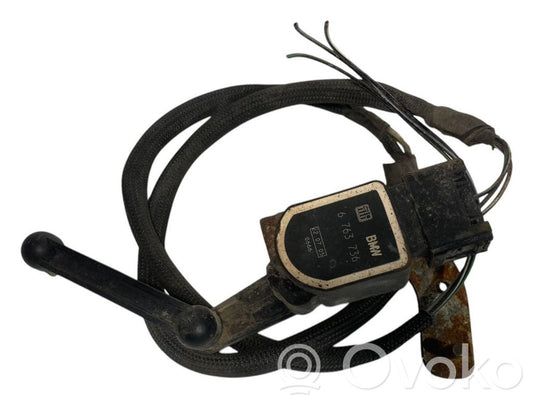 Augstuma sensors (priekšējo lukturu)