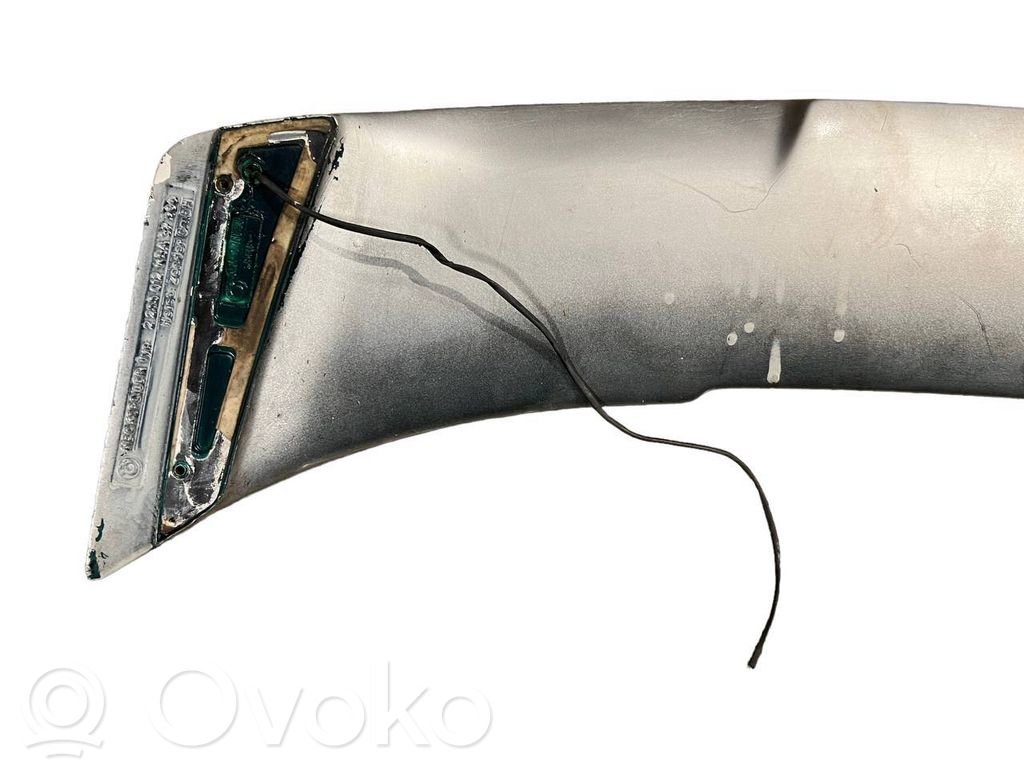 Spoilera aizmugurējais vāks