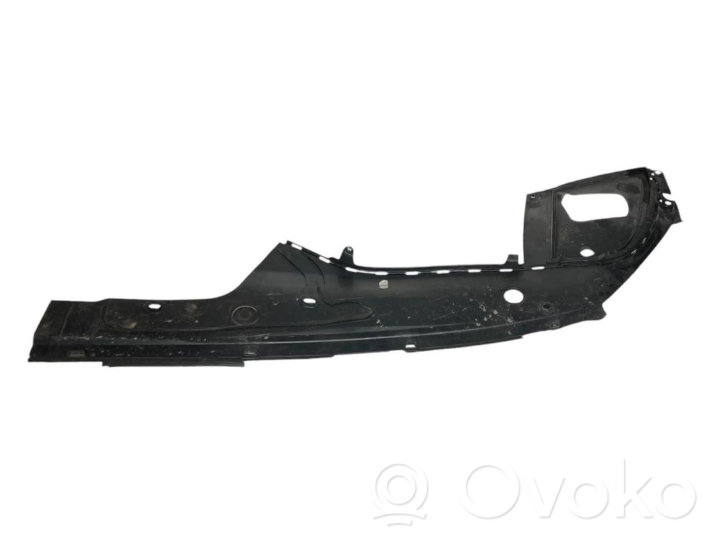 Dzinēja pārsega slēdzenes dekoratīvā apdare