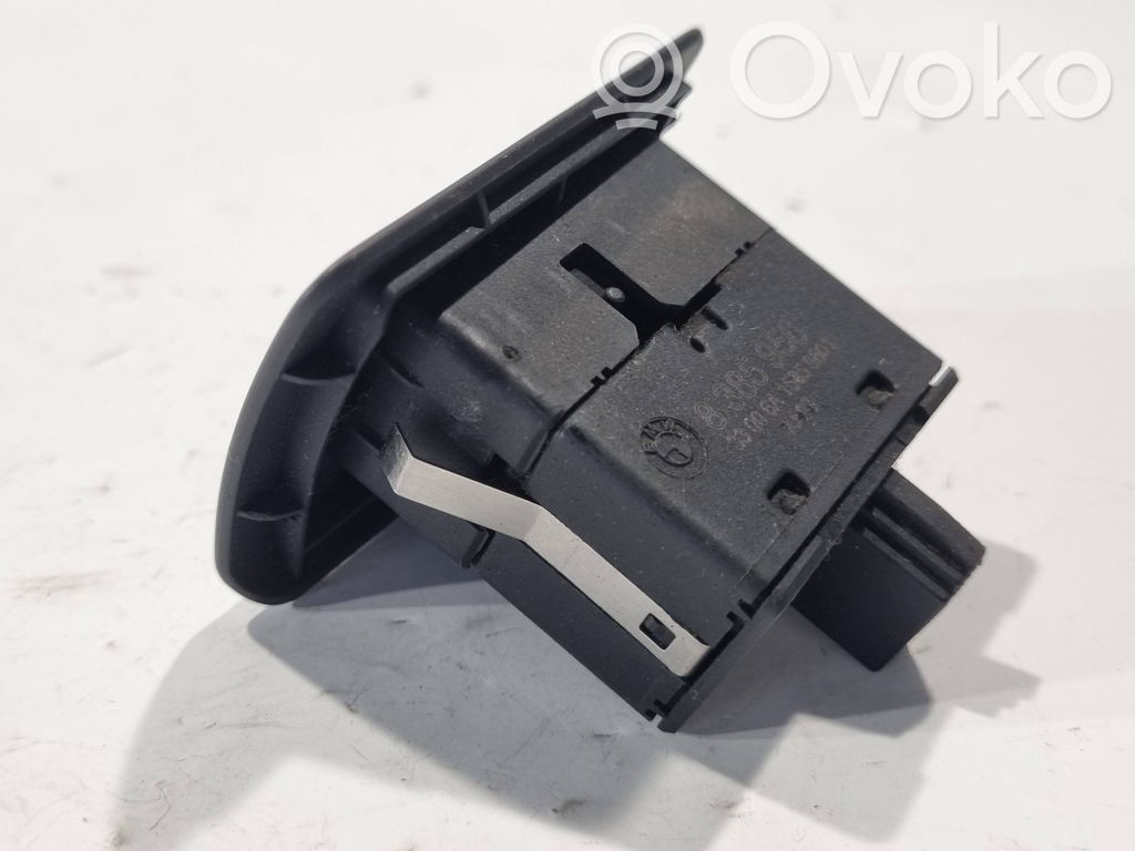 Power window switch