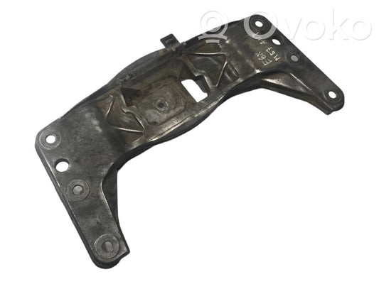 Transmission mounting bracket