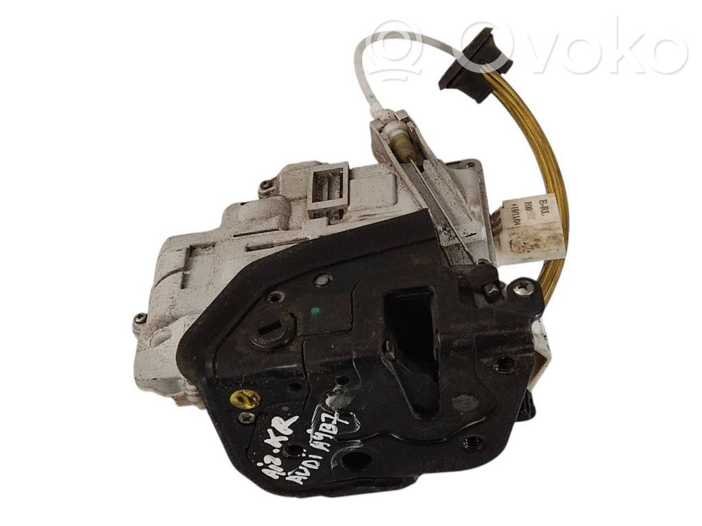 Aizmugurē slēdzene