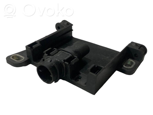 Positive wire connection assembly
