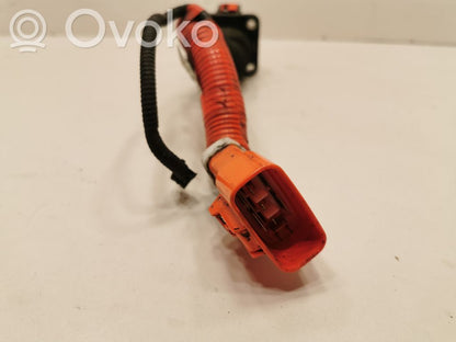 Elektriskās automašīnas uzlādes ligzda