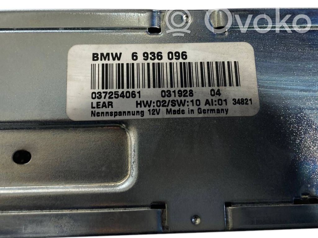 Navigation (GPS) control unit