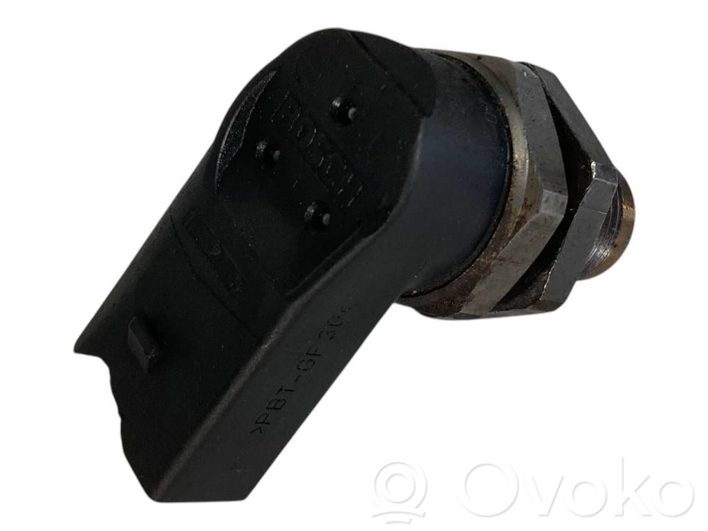 Манометр давления топлива