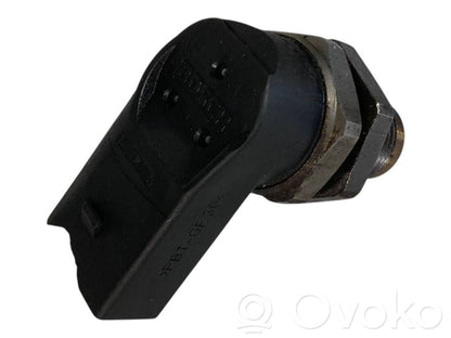 Манометр давления топлива