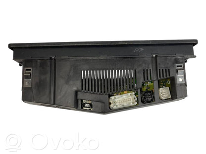 Gaisa kondicioniera / klimata kontroles / salona apsildes vadības bloks (salonā)