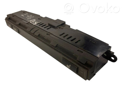 Выключатель подогрева сидений