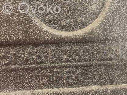 Другие типы деталей отделки задней двери