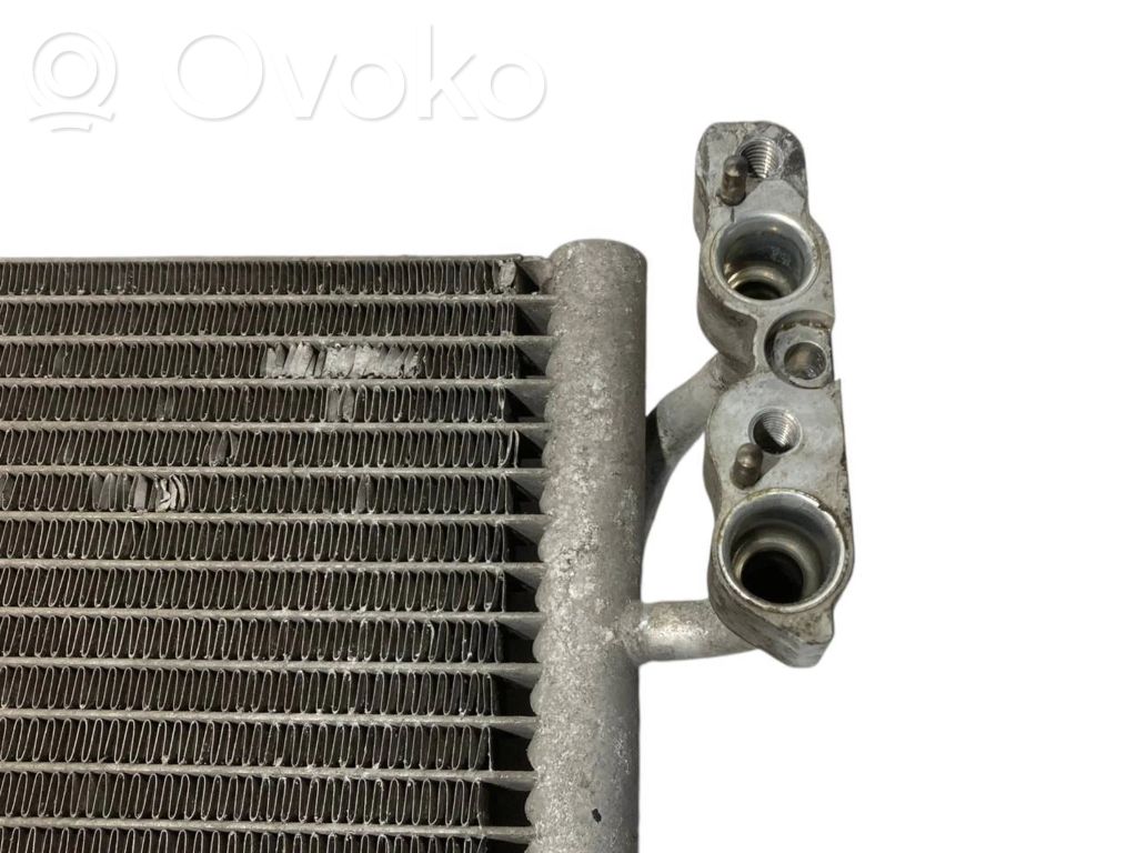 Gaisa kondicioniera dzeses radiators