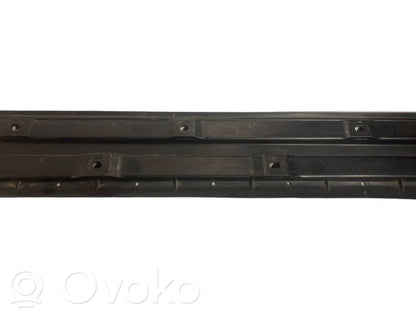 Side underbody protection