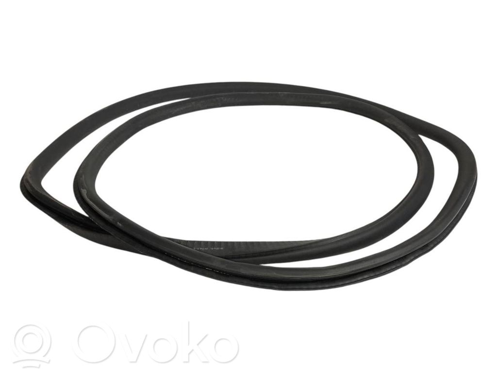 Aizmugurē apdares gumija (virsbūvē)