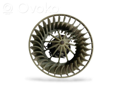 Mazā radiatora ventilators