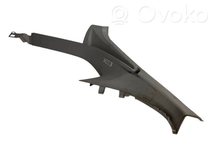 (D) statņa dekoratīvā apdare (augšdaļa)