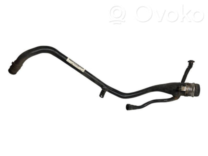 Заливная горловина топливного бака