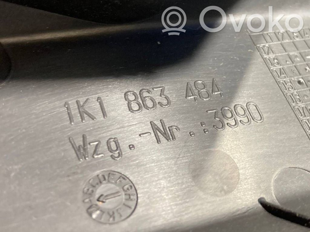 Kāju zonas sānu dekoratīvā apdare