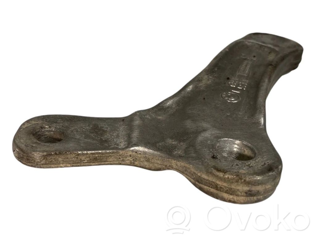 Stabilizer mount (front)