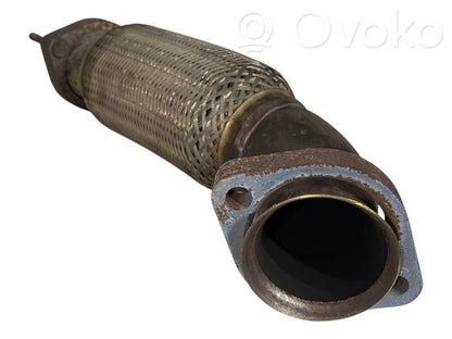 Izpūtēja savienojums