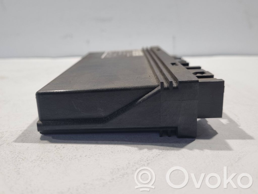 Šļūtene (-es) / caurule (-es)