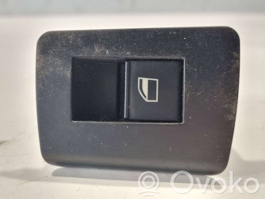 Elektrisko logu slēdzis