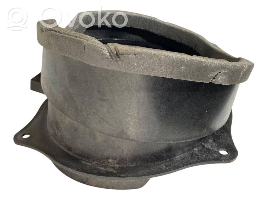 Skaļrunis (-i) priekšējās durvīs