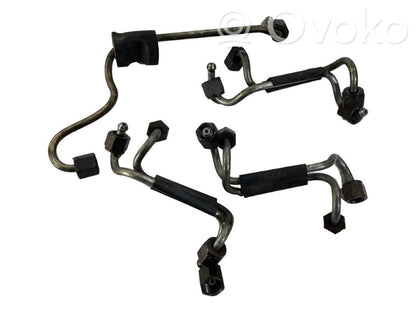 Degvielas caurulīte (-es)