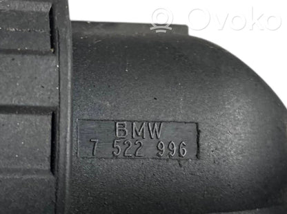 Pārnesumkārbas vadu instalācija