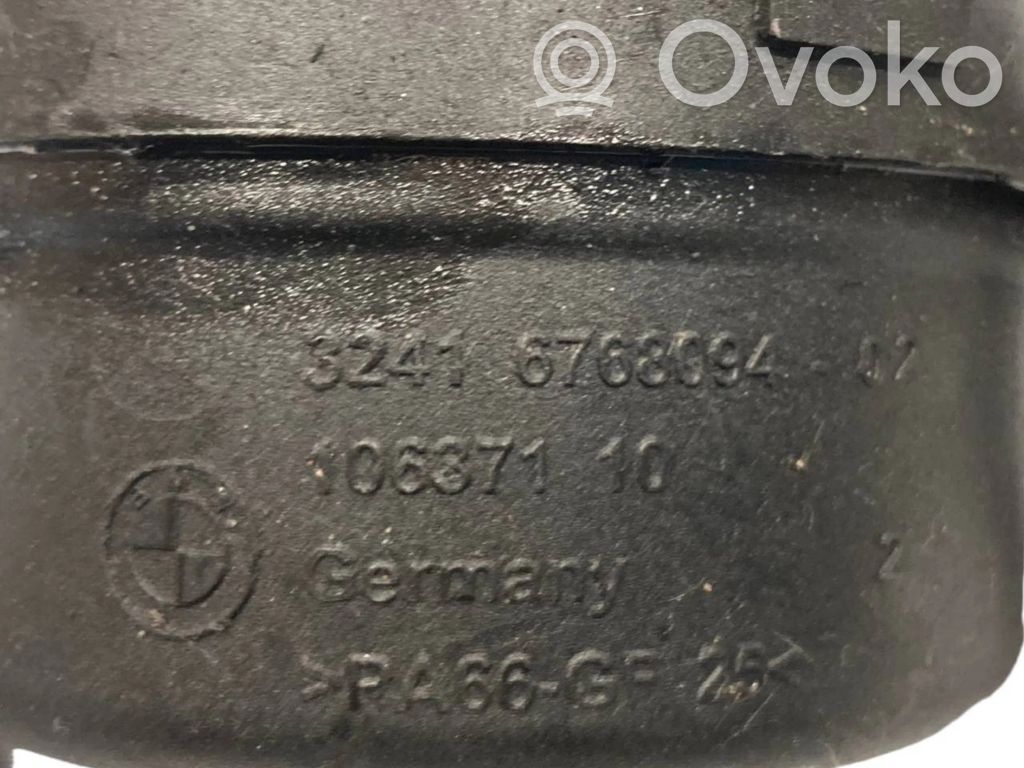 Stūres pastiprinātāja šķidruma tvertne