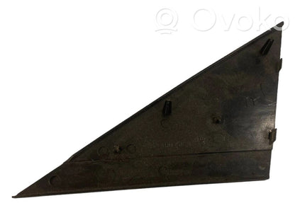 Spoguļa plastmasas dekoratīvā apdare