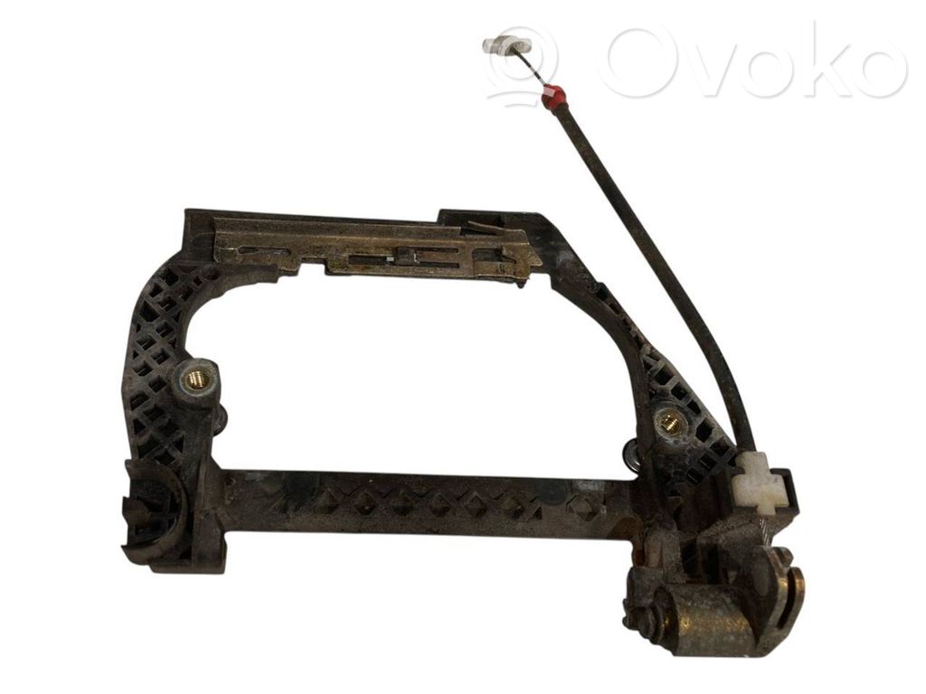 Holder/bracket for external opening handle at the back