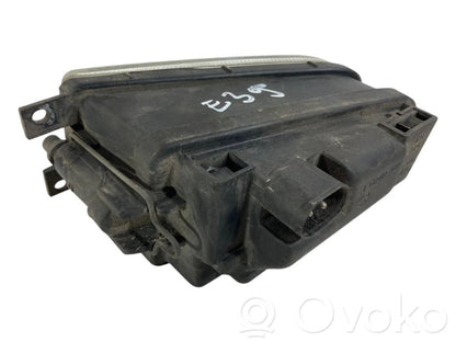 Miglas lukturis priekšā