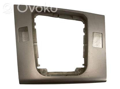 Gear shift lever decorative trim (plastic)