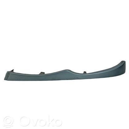 Priekšējā luktura dekoratīvā apdare